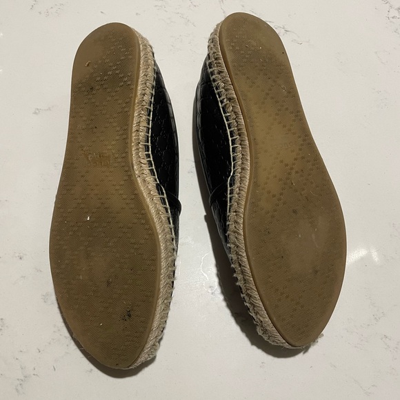 Gucci espadrilles- like new condition - Picture 3 of 6
